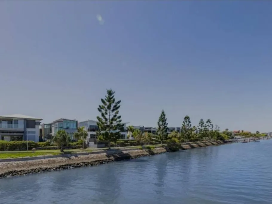 Prime Location: Just Steps Away From Oxford Street Apartment Brisbane